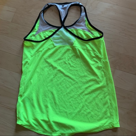 Nike Dri-FIT Neon Yellow Mesh Workout Tank Top - Picture 6 of 6